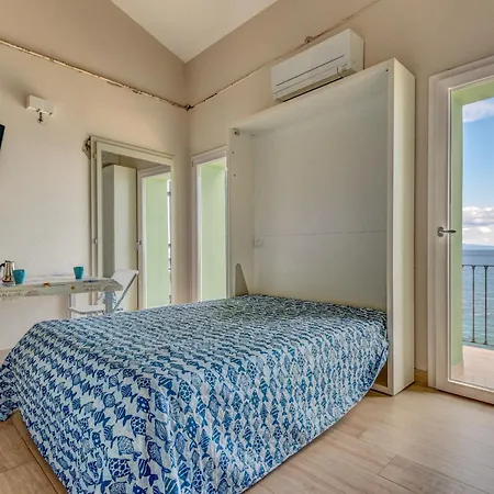 بيت للعطل Residenza De Luxe *